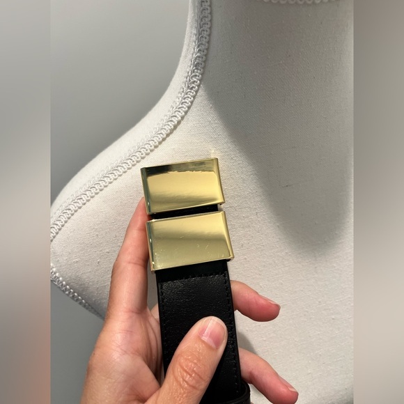 J Crew Double buckle belt in Italian leather Black Small shiny gold hardware - Picture 7 of 13